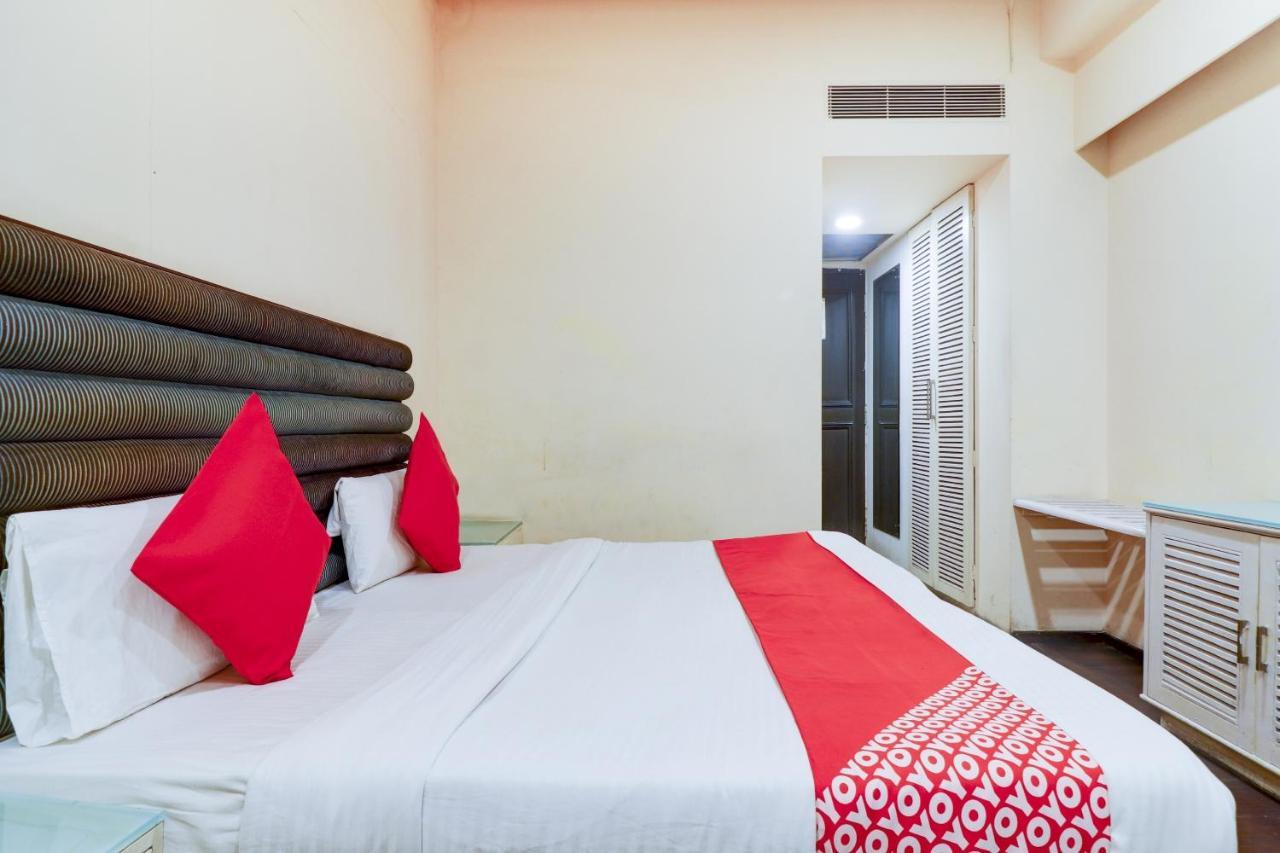 Oyo 79040 Hotel Sai Prakash Hyderabad Exterior photo